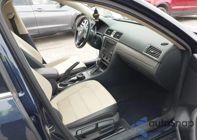 1VWBN7A36EC080984: 43726285