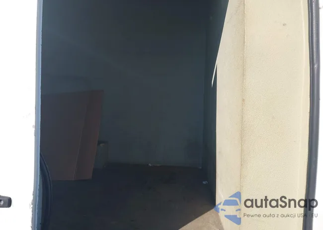 1N6AF0LY8JN805461: 43726327