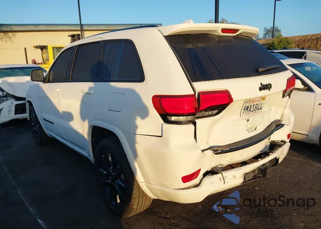 1C4RJEAG8HC823220: 43726462