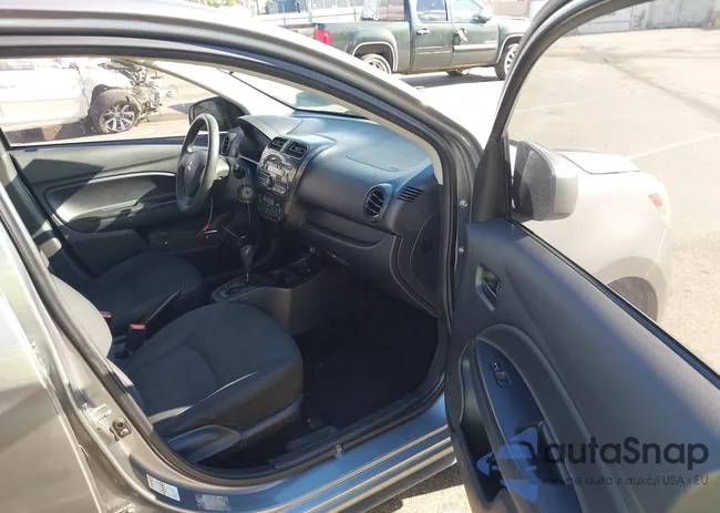 ML32A3HJ2FH040260: 43726544