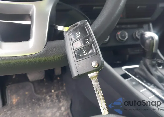 3VWC57BU1LM100713: 43726567