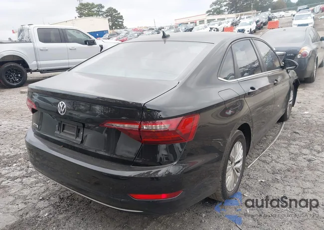 3VWC57BU1LM100713: 43726567