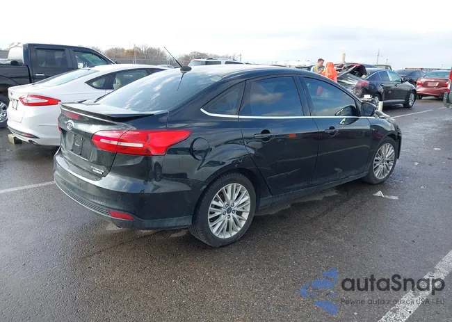 1FADP3J26FL362961: 43726587