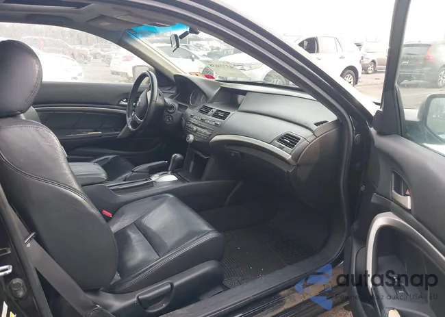 1HGCS22838A011183: 43726638