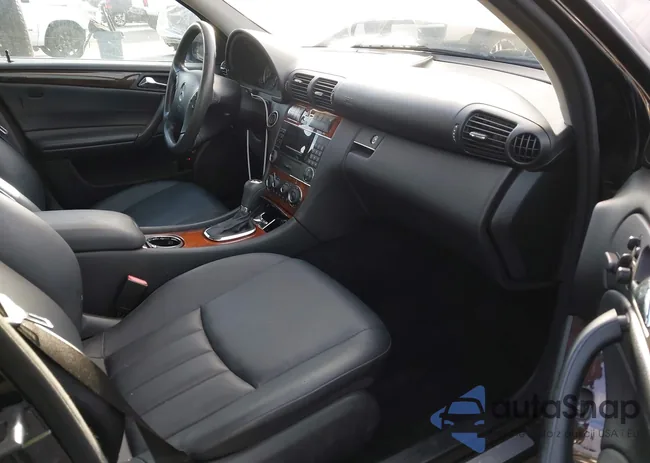 WDBRF92H07F919547: 43725744