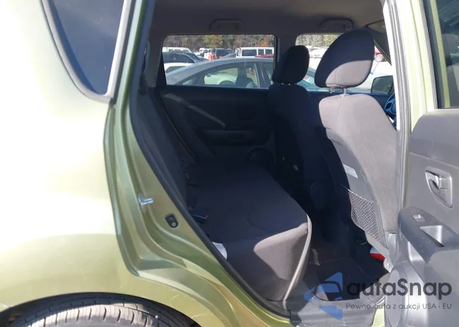 KNDJT2A57D7633352: 43725849