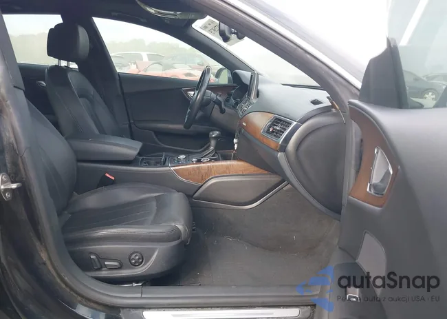 WAU2GAFC2EN092764: 43725875