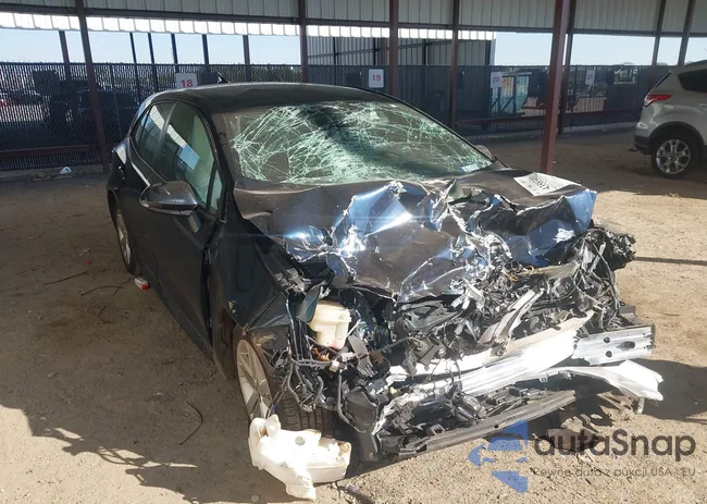 JTNK4RBE8K3068960: 43725937