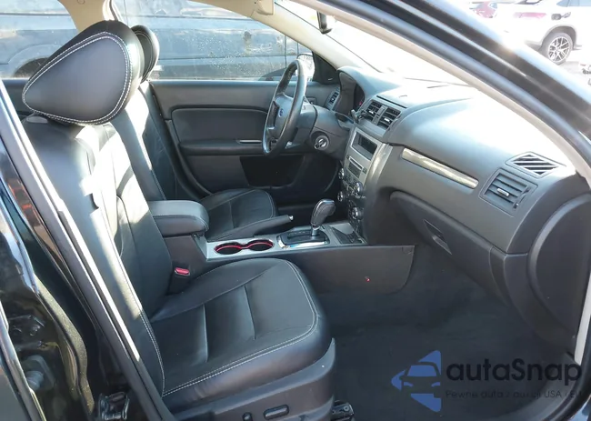 3FAHP0JA5BR136719: 43726012