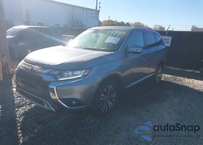 JA4AD3A33LZ011118: 43727047