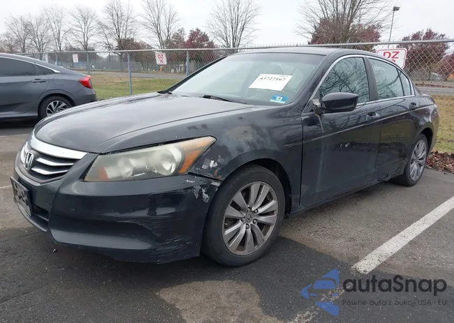 1HGCP2F86CA005656: 43727167