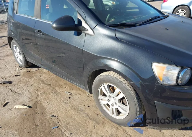 1G1JC6SB2E4144929: 43727482