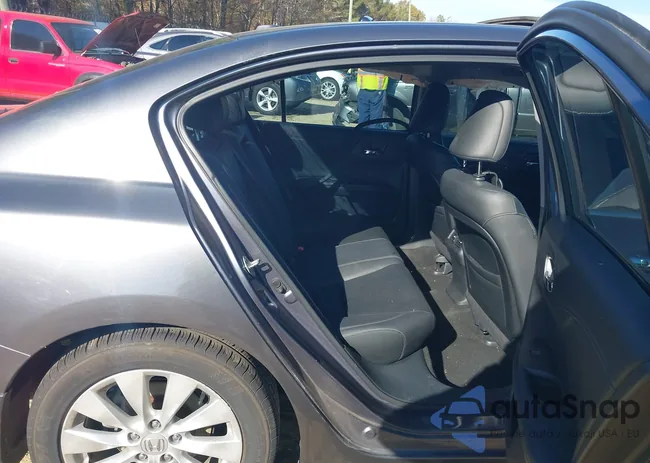 1HGCR2F84DA098219: 43727526