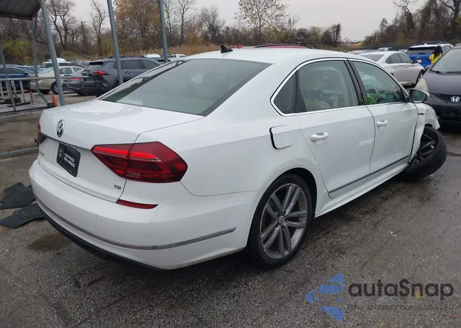 1VWDT7A37HC043834: 43727544