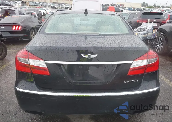 KMHGC4DD5DU221632: 43726652