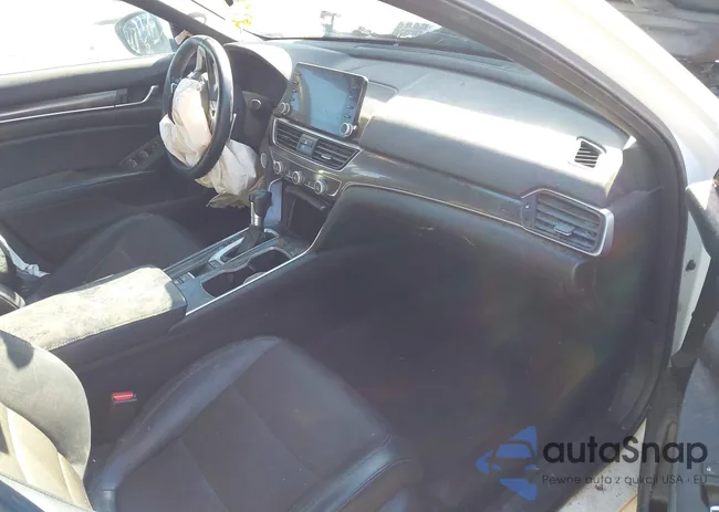 1HGCV1F3XJA016175: 43726751