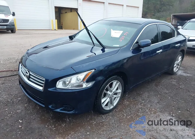 1N4AA5AP1EC493564: 43728059