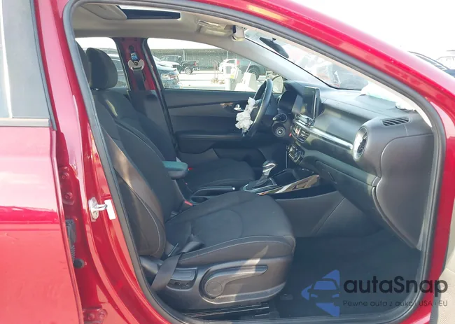 3KPF34AD1KE022495: 43728111