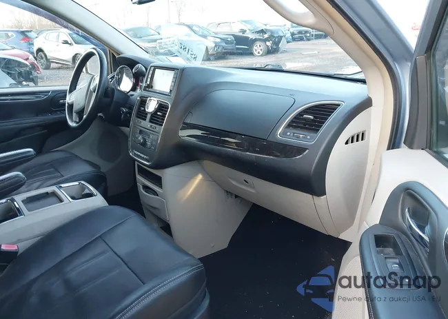 2C4RC1BG3CR383456: 43728158