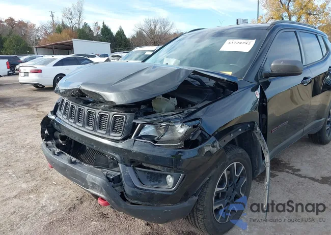 3C4NJDDB5JT501735: 43728282