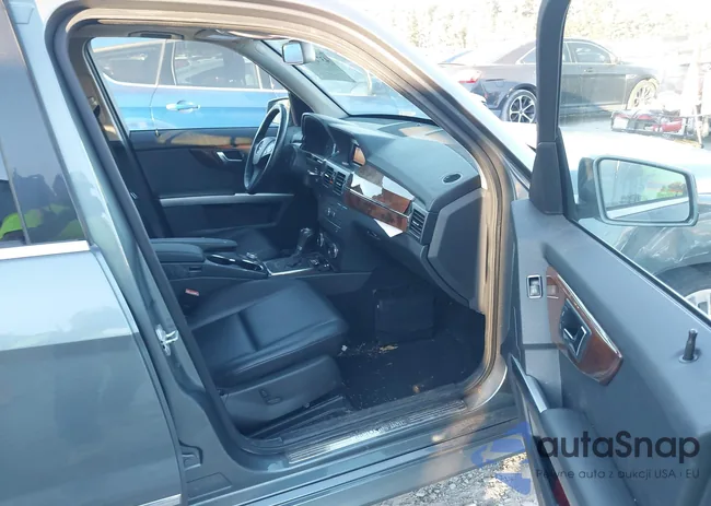 WDCGG8HB6CF724835: 43728295