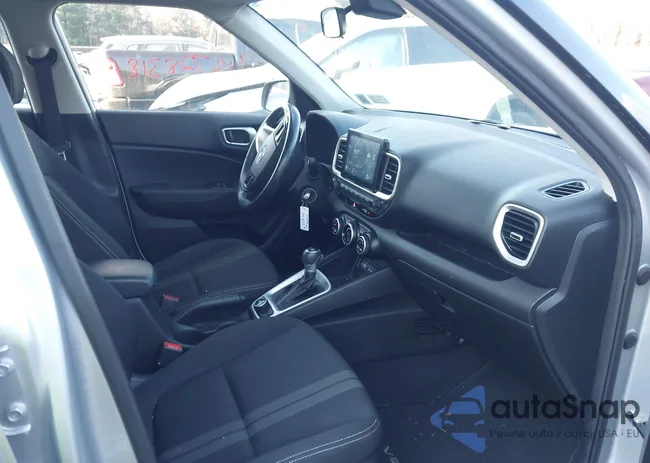 KMHRC8A30NU137506: 43728318