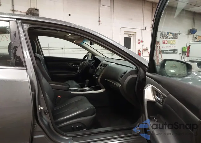 1N4AL3AP9FN889536: 43728389