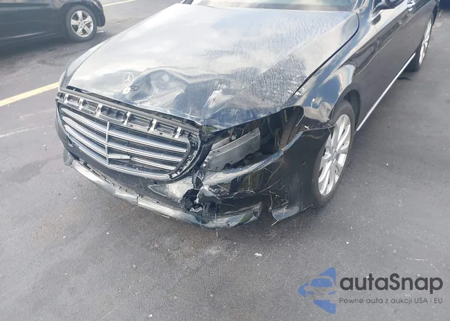 WDDZF4JB7HA145528: 43728411