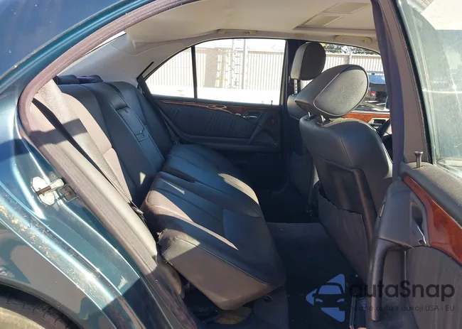 WDBJF65H2XA774192: 43728459