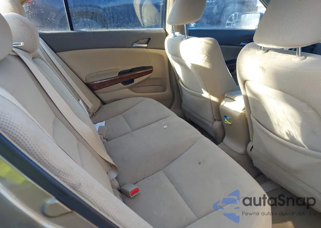 1HGCP267X9A151459: 43728565