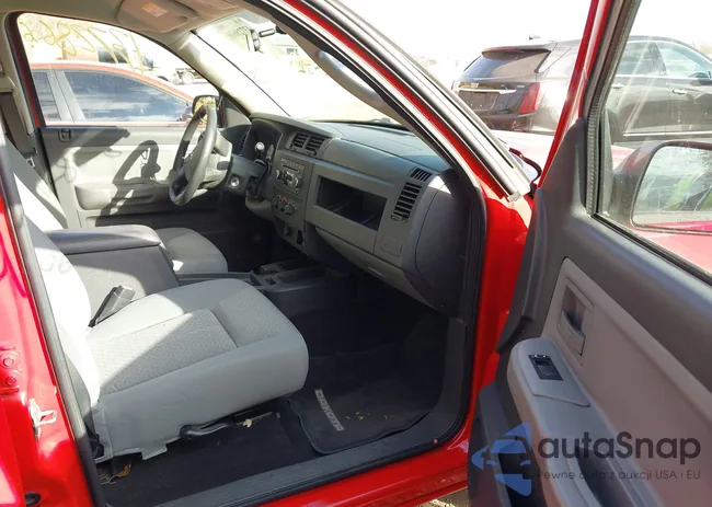 1D7HW38K68S594026: 43728606