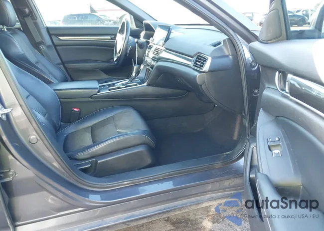 1HGCV1F37JA021835: 43728618