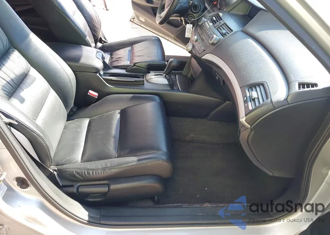 1HGCP2F65CA137273: 43729059