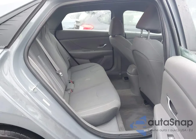 KMHLM4AGXMU180439: 43729063