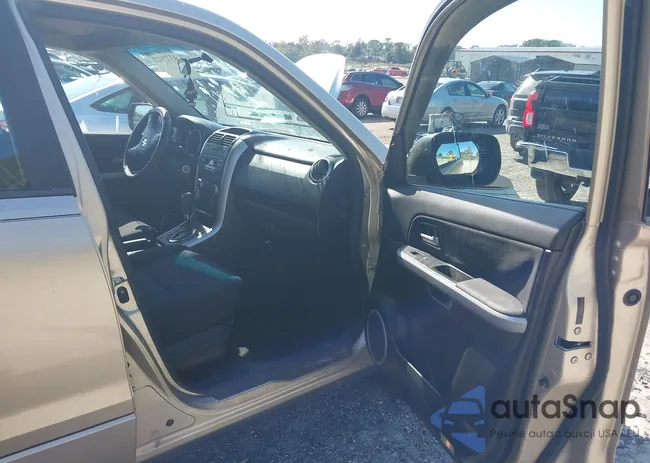 JS3TE941674202996: 43729121