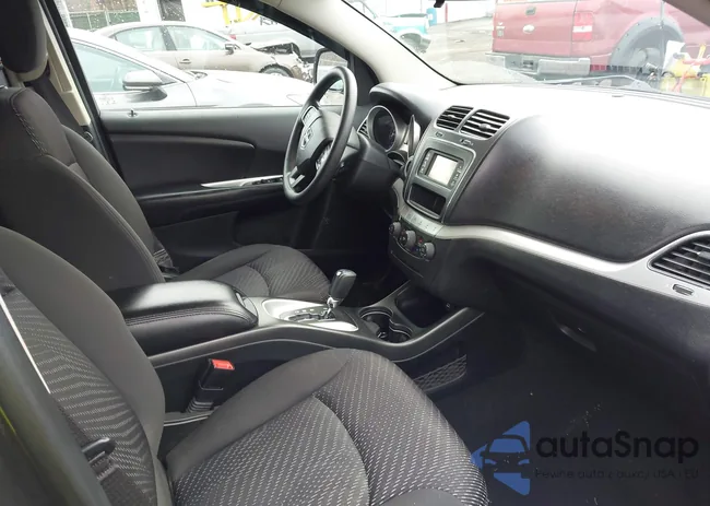 3C4PDDBG6FT715624: 43729172