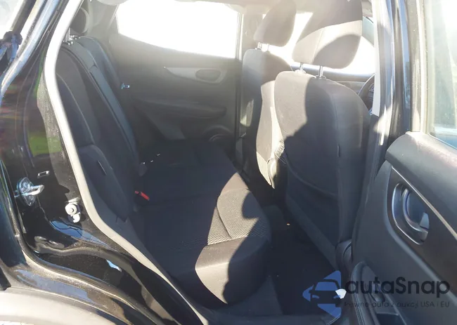 JN1BJ1AV6MW301027: 43729221