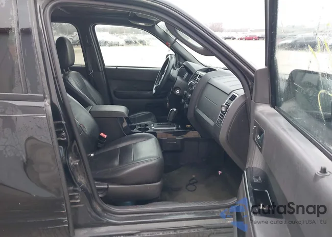 1FMCU0D76BKB52618: 43729477