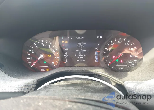 3C4NJDBB7NT209173: 43728787