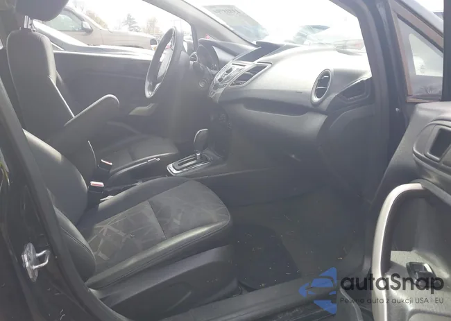 3FADP4BJ2CM137054: 43728794