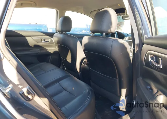 1N4AL3AP4JC132841: 43728959