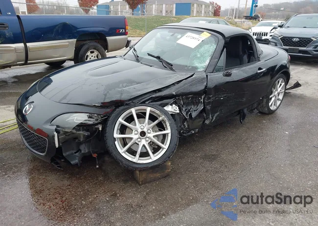 JM1NC2PF8C0221952: 43728974