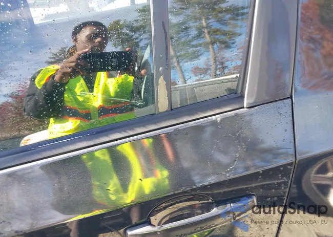 3N1AB61E39L666364: 43730244