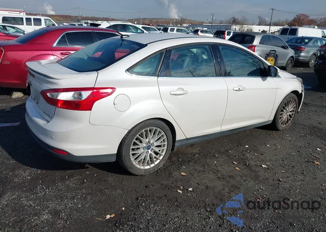 1FADP3J26EL187951: 43730287