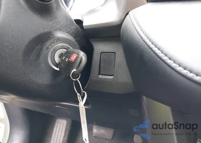 JTMRFREV2HJ147960: 43730332