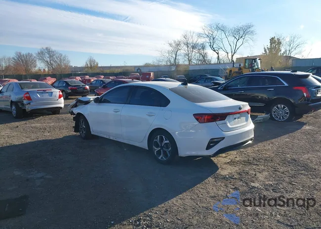 3KPF24ADXLE144633: 43730373