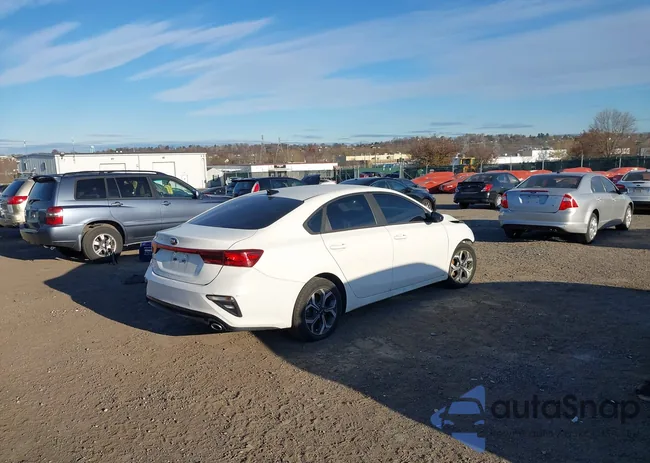 3KPF24ADXLE144633: 43730373