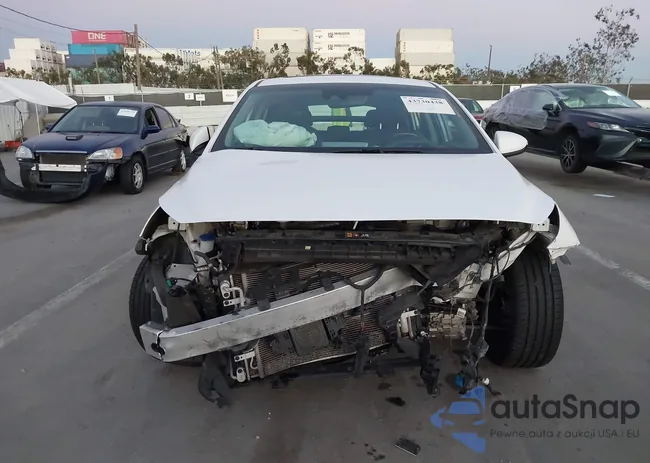 KMHC85LC8LU239720: 43730438