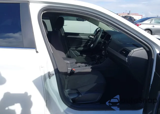 3VWC57BU8KM249876: 43730542