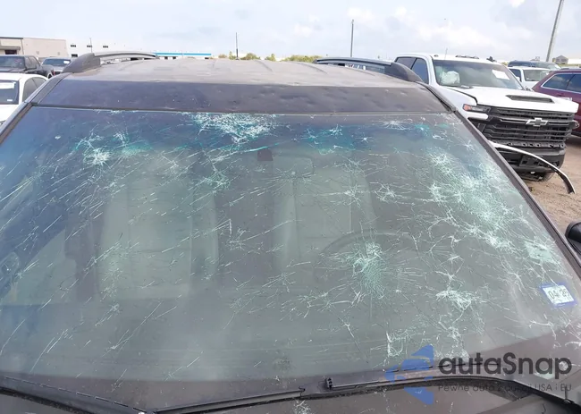 1FMHK7D86CGA51970: 43730551